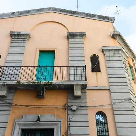 Sotto Le Mura *